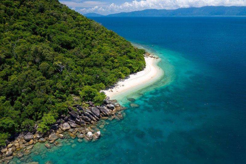 Fitzroy Island Full Day Tour + Snorkel Experience - Image 2