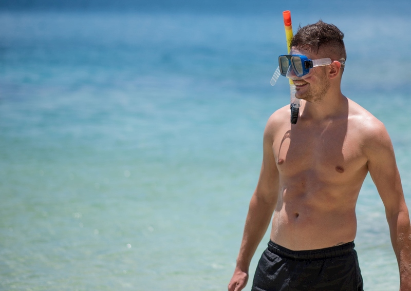 Fitzroy Island Full Day Tour + Snorkel Experience - Image 3